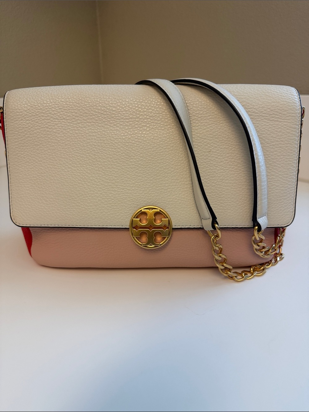 Chelsea Color-Block Tory Burch Pebbled Leather Chain Crossbody - Picture 2 of 11